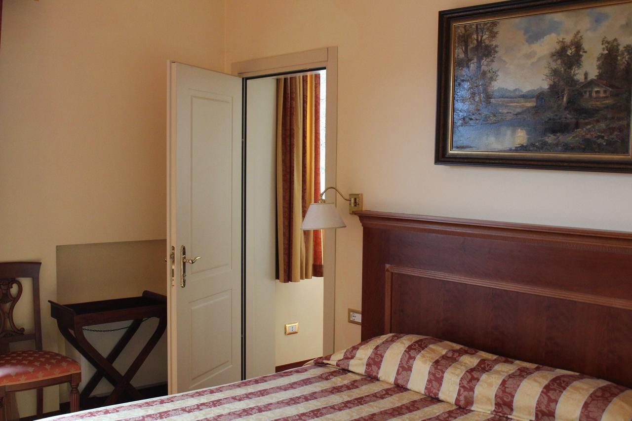 Hotel La Dolce Vita Кавайон-Веронезе Экстерьер фото